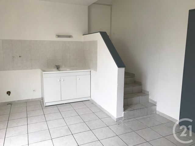 Afficher la photo en grand Appartement T2 à vendre - 2 pièces - 30.79 m2 - CORBELIN - 38 - RHONE-ALPES - Century 21 Arlaud Transaction