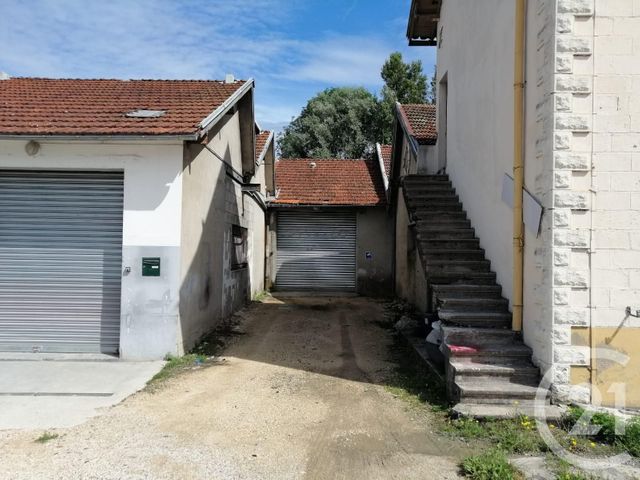 Afficher la photo en grand parking à louer - 195.53 m2 - PRESSINS - 38 - RHONE-ALPES - Century 21 Arlaud Transaction