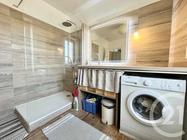 Appartement T5 à vendre - 5 pièces - 89.32 m2 - LA TOUR DU PIN - 38 - RHONE-ALPES - Century 21 Arlaud Transaction