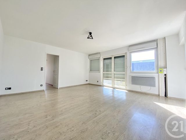 Appartement T4 à louer - 4 pièces - 68.06 m2 - PRESSINS - 38 - RHONE-ALPES - Century 21 Arlaud Transaction