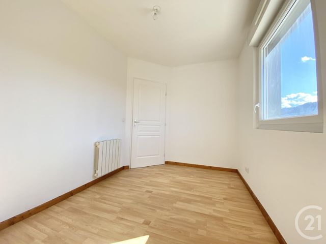 Appartement T4 à louer - 4 pièces - 68.06 m2 - PRESSINS - 38 - RHONE-ALPES - Century 21 Arlaud Transaction