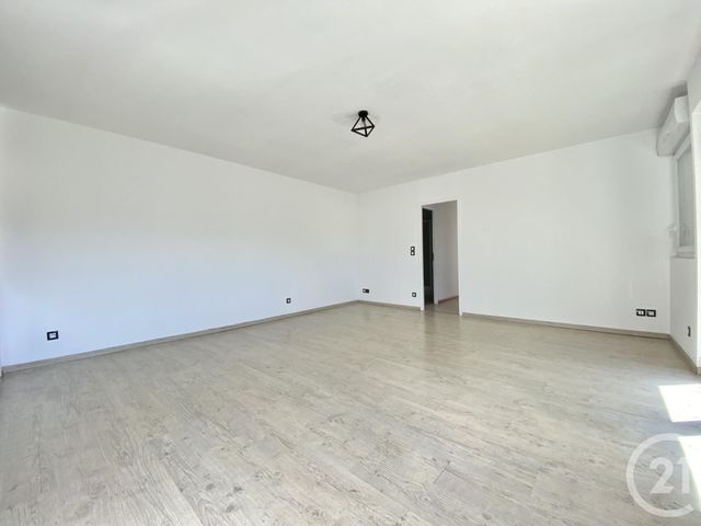 Appartement T4 à louer - 4 pièces - 68.06 m2 - PRESSINS - 38 - RHONE-ALPES - Century 21 Arlaud Transaction