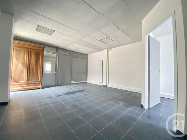 Afficher la photo en grand Appartement Local à louer - 2 pièces - 40.31 m2 - PRESSINS - 38 - RHONE-ALPES - Century 21 Arlaud Transaction
