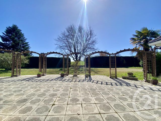 maison à vendre - 8 pièces - 220.58 m2 - LA BATIE MONTGASCON - 38 - RHONE-ALPES - Century 21 Arlaud Transaction