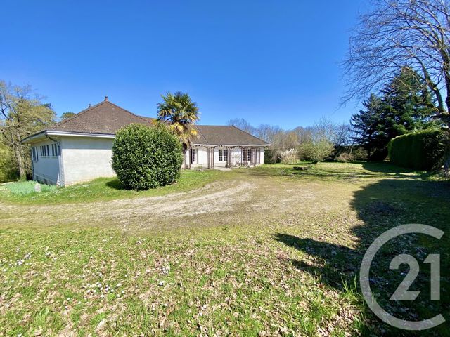 maison à vendre - 8 pièces - 220.58 m2 - LA BATIE MONTGASCON - 38 - RHONE-ALPES - Century 21 Arlaud Transaction