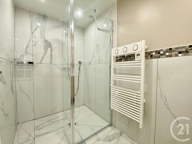 maison à vendre - 10 pièces - 224.5 m2 - LES AVENIERES VEYRINS THUELLIN - 38 - RHONE-ALPES - Century 21 Arlaud Transaction