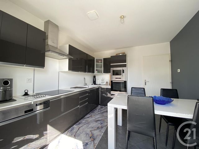 Afficher la photo en grand maison à vendre - 5 pièces - 110.0 m2 - LES ABRETS EN DAUPHINE - 38 - RHONE-ALPES - Century 21 Arlaud Transaction