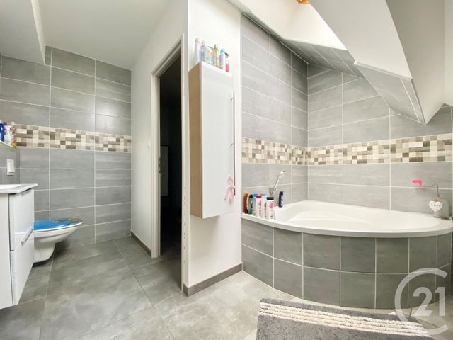 Afficher la photo en grand maison à vendre - 4 pièces - 94.54 m2 - LES ABRETS EN DAUPHINE - 38 - RHONE-ALPES - Century 21 Arlaud Transaction