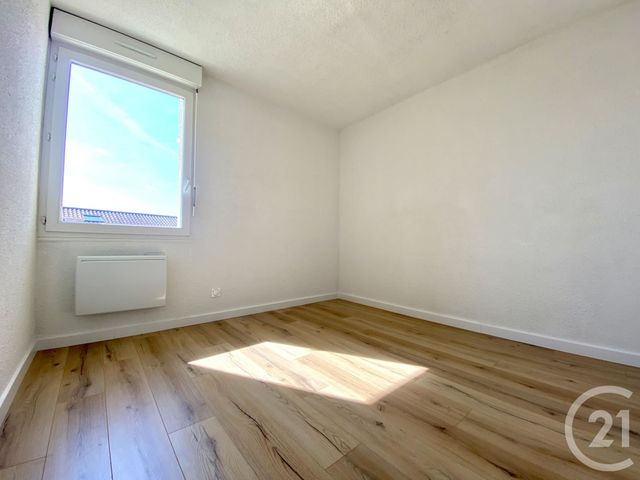 Appartement T4 à vendre - 4 pièces - 77.44 m2 - LES ABRETS EN DAUPHINE - 38 - RHONE-ALPES - Century 21 Arlaud Transaction