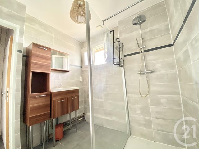 maison à vendre - 5 pièces - 91.09 m2 - LES ABRETS EN DAUPHINE - 38 - RHONE-ALPES - Century 21 Arlaud Transaction