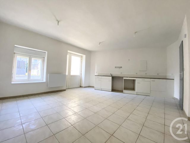 Appartement Studio à louer LES AVENIERES VEYRINS THUELLIN