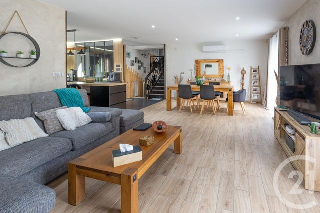 maison à vendre - 5 pièces - 109.75 m2 - PUSIGNAN - 69 - RHONE-ALPES - Century 21 Arlaud Transaction