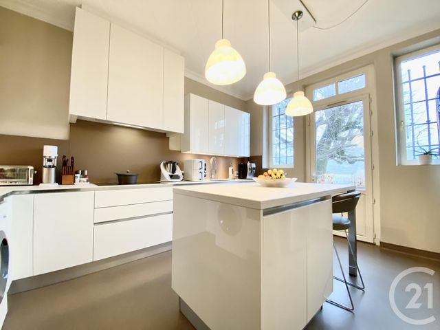 maison à vendre - 12 pièces - 248.13 m2 - LES AVENIERES VEYRINS THUELLIN - 38 - RHONE-ALPES - Century 21 Arlaud Transaction