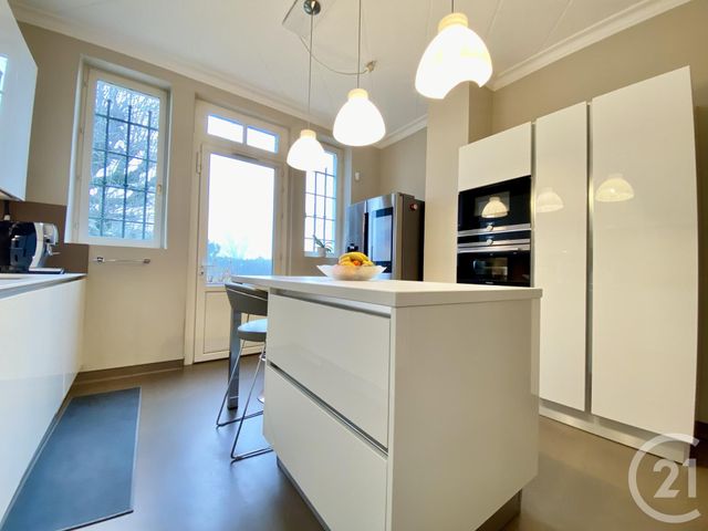 maison à vendre - 12 pièces - 248.13 m2 - LES AVENIERES VEYRINS THUELLIN - 38 - RHONE-ALPES - Century 21 Arlaud Transaction