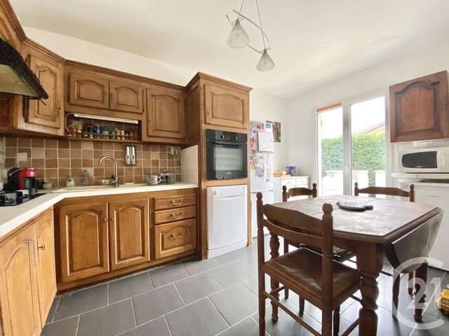 maison à vendre - 6 pièces - 112.91 m2 - LES AVENIERES VEYRINS THUELLIN - 38 - RHONE-ALPES - Century 21 Arlaud Transaction