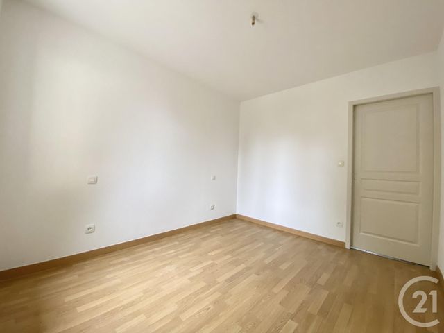 Appartement T3 à louer - 3 pièces - 70.92 m2 - LES AVENIERES VEYRINS THUELLIN - 38 - RHONE-ALPES - Century 21 Arlaud Transaction