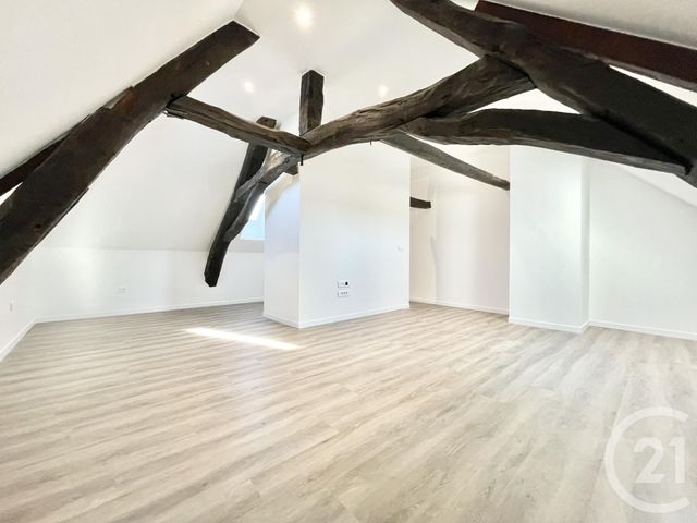 Afficher la photo en grand immeuble à vendre - 162.96 m2 - LES ABRETS EN DAUPHINE - 38 - RHONE-ALPES - Century 21 Arlaud Transaction