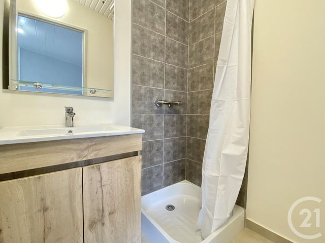 maison à louer - 5 pièces - 102.29 m2 - ST ANDRE LE GAZ - 38 - RHONE-ALPES - Century 21 Arlaud Transaction