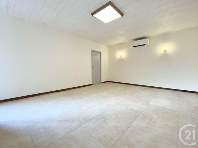 maison à louer - 5 pièces - 102.29 m2 - ST ANDRE LE GAZ - 38 - RHONE-ALPES - Century 21 Arlaud Transaction