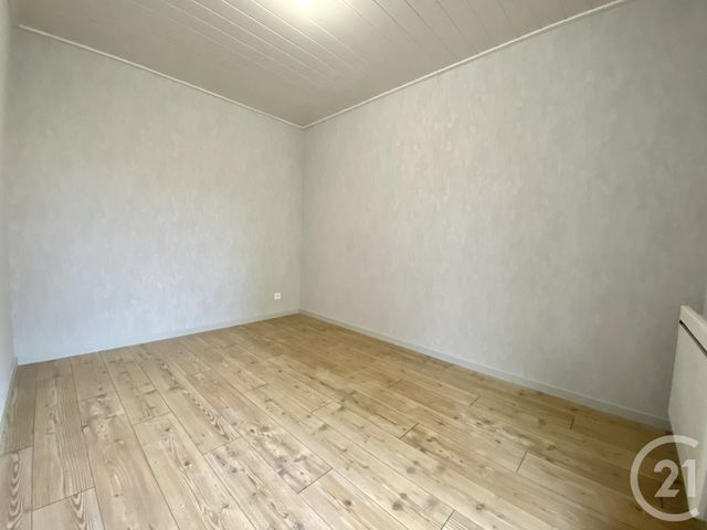 maison à louer - 5 pièces - 102.29 m2 - ST ANDRE LE GAZ - 38 - RHONE-ALPES - Century 21 Arlaud Transaction