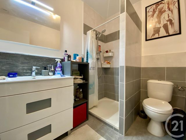 Appartement T3 à vendre - 3 pièces - 53.31 m2 - LES ABRETS EN DAUPHINE - 38 - RHONE-ALPES - Century 21 Arlaud Transaction