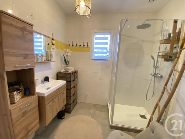 maison à vendre - 4 pièces - 83.5 m2 - LES AVENIERES VEYRINS THUELLIN - 38 - RHONE-ALPES - Century 21 Arlaud Transaction