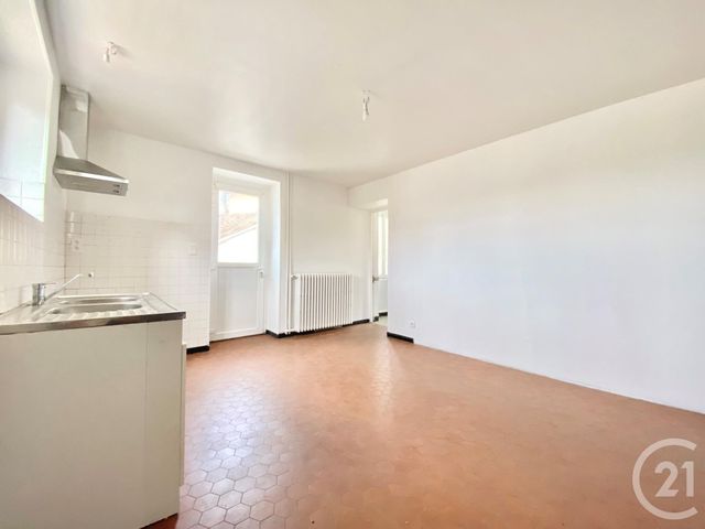 maison à louer - 4 pièces - 92.61 m2 - LES ABRETS EN DAUPHINE - 38 - RHONE-ALPES - Century 21 Arlaud Transaction