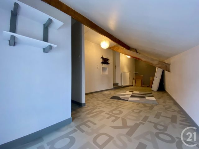 maison à vendre - 6 pièces - 116.85 m2 - LES AVENIERES VEYRINS THUELLIN - 38 - RHONE-ALPES - Century 21 Arlaud Transaction