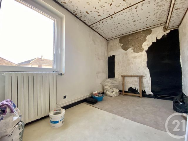 maison à vendre - 6 pièces - 116.85 m2 - LES AVENIERES VEYRINS THUELLIN - 38 - RHONE-ALPES - Century 21 Arlaud Transaction