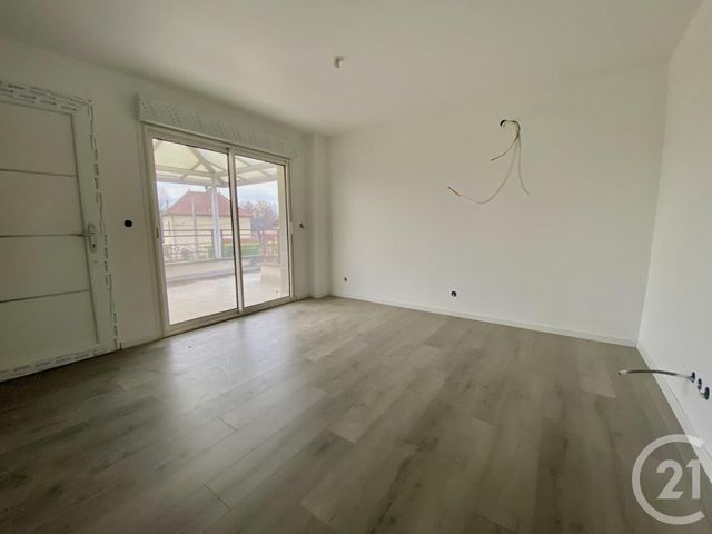 Appartement T3 à vendre - 3 pièces - 55.8 m2 - LES ABRETS EN DAUPHINE - 38 - RHONE-ALPES - Century 21 Arlaud Transaction