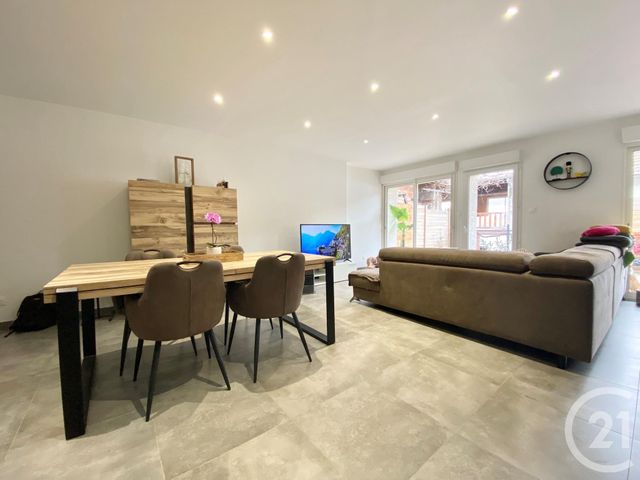 Appartement T4 à vendre - 4 pièces - 94.54 m2 - LES ABRETS EN DAUPHINE - 38 - RHONE-ALPES - Century 21 Arlaud Transaction