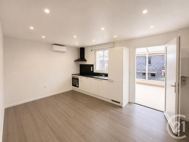 Appartement T3 à vendre - 3 pièces - 42.54 m2 - LES ABRETS EN DAUPHINE - 38 - RHONE-ALPES - Century 21 Arlaud Transaction