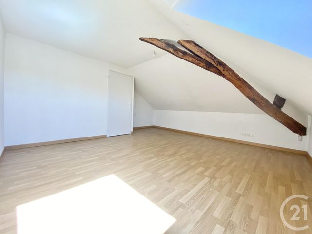 Appartement T4 à louer - 4 pièces - 92.8 m2 - LES AVENIERES VEYRINS THUELLIN - 38 - RHONE-ALPES - Century 21 Arlaud Transaction