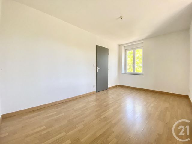 Appartement T4 à louer - 4 pièces - 92.8 m2 - LES AVENIERES VEYRINS THUELLIN - 38 - RHONE-ALPES - Century 21 Arlaud Transaction