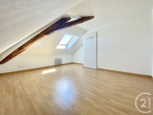 Appartement T4 à louer - 4 pièces - 92.8 m2 - LES AVENIERES VEYRINS THUELLIN - 38 - RHONE-ALPES - Century 21 Arlaud Transaction