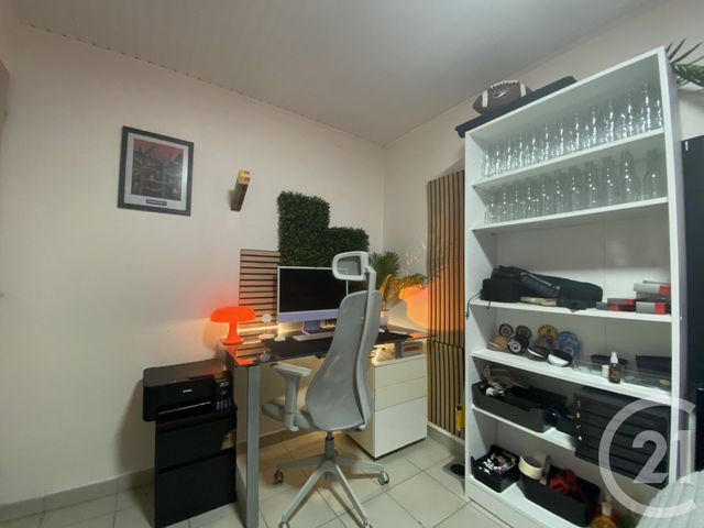 Appartement T2 à vendre - 3 pièces - 76.93 m2 - ST GENIX SUR GUIERS - 73 - RHONE-ALPES - Century 21 Arlaud Transaction