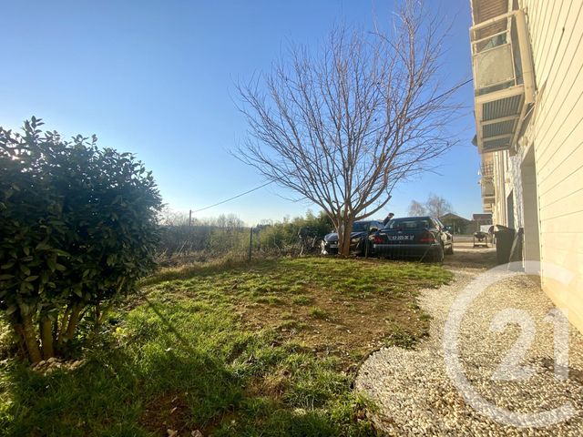 Appartement T2 à vendre - 3 pièces - 76.93 m2 - ST GENIX SUR GUIERS - 73 - RHONE-ALPES - Century 21 Arlaud Transaction