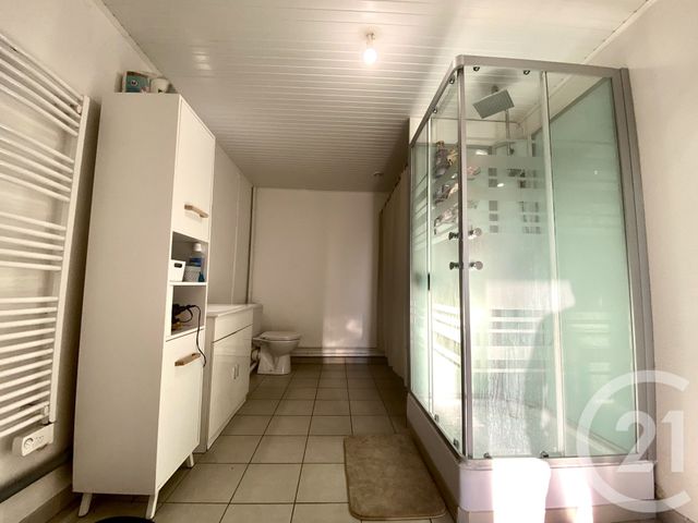 Appartement T2 à vendre - 3 pièces - 76.93 m2 - ST GENIX SUR GUIERS - 73 - RHONE-ALPES - Century 21 Arlaud Transaction