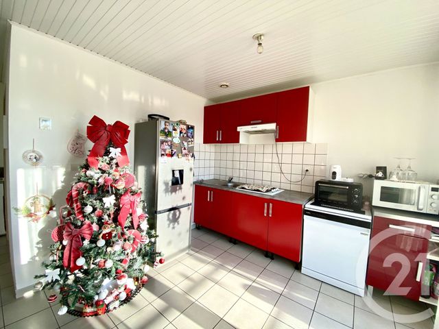 Appartement T2 à vendre - 2 pièces - 45.65 m2 - ST GENIX SUR GUIERS - 73 - RHONE-ALPES - Century 21 Arlaud Transaction