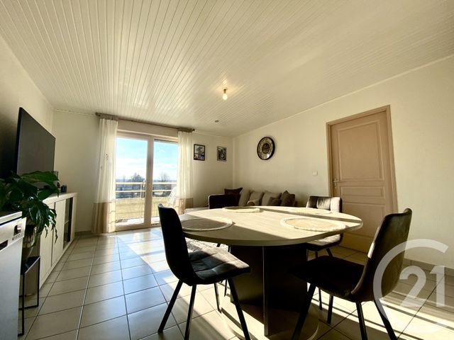 Appartement T3 à vendre - 3 pièces - 57.44 m2 - ST GENIX SUR GUIERS - 73 - RHONE-ALPES - Century 21 Arlaud Transaction