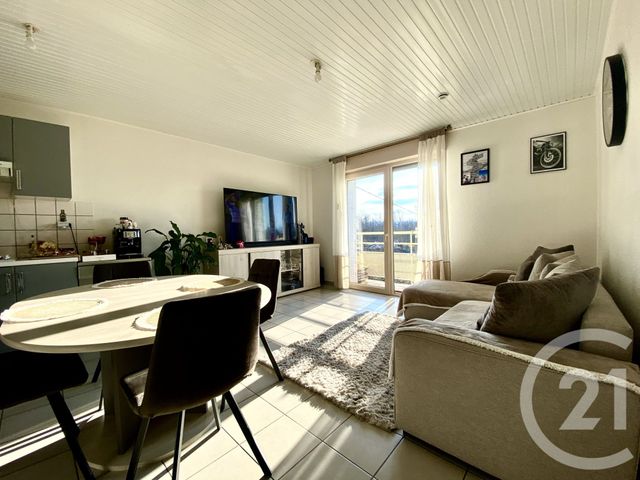 Appartement T3 à vendre - 3 pièces - 57.44 m2 - ST GENIX SUR GUIERS - 73 - RHONE-ALPES - Century 21 Arlaud Transaction