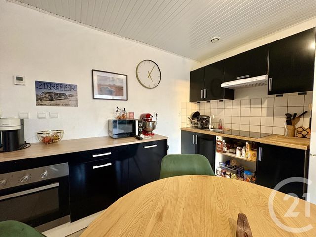 Appartement T3 à vendre - 3 pièces - 58.18 m2 - ST GENIX SUR GUIERS - 73 - RHONE-ALPES - Century 21 Arlaud Transaction