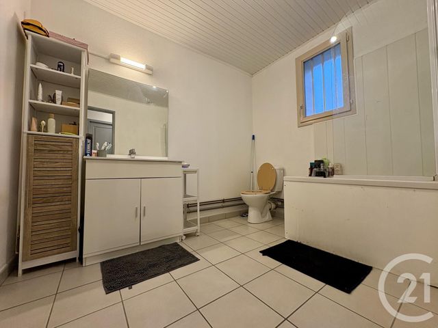 Appartement T3 à vendre - 3 pièces - 58.18 m2 - ST GENIX SUR GUIERS - 73 - RHONE-ALPES - Century 21 Arlaud Transaction