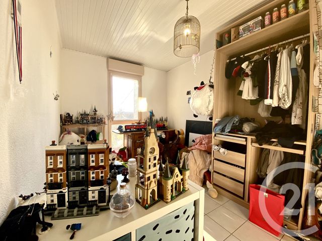 Appartement T3 à vendre - 3 pièces - 56.55 m2 - ST GENIX SUR GUIERS - 73 - RHONE-ALPES - Century 21 Arlaud Transaction