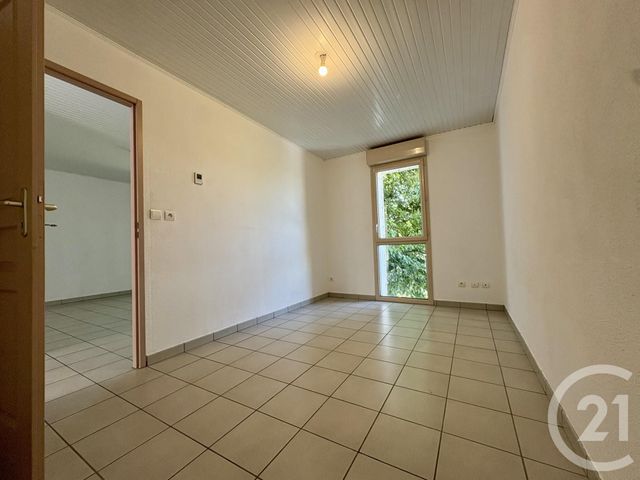 Appartement T3 à vendre - 3 pièces - 56.55 m2 - ST GENIX SUR GUIERS - 73 - RHONE-ALPES - Century 21 Arlaud Transaction
