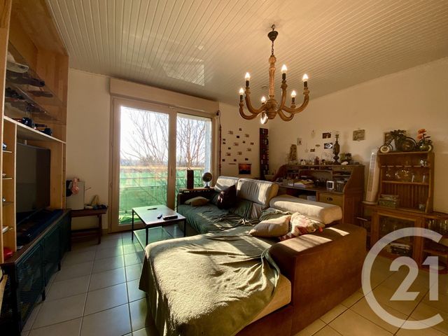 Appartement T3 à vendre ST GENIX SUR GUIERS