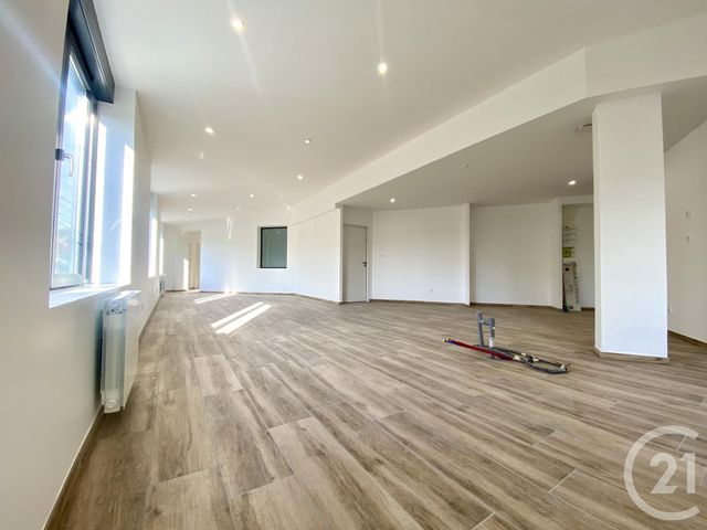 Appartement T4 à vendre - 4 pièces - 110.0 m2 - LA TOUR DU PIN - 38 - RHONE-ALPES - Century 21 Arlaud Transaction