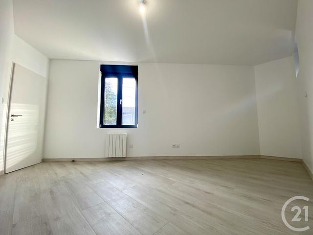 Appartement T4 à vendre - 4 pièces - 110.0 m2 - LA TOUR DU PIN - 38 - RHONE-ALPES - Century 21 Arlaud Transaction