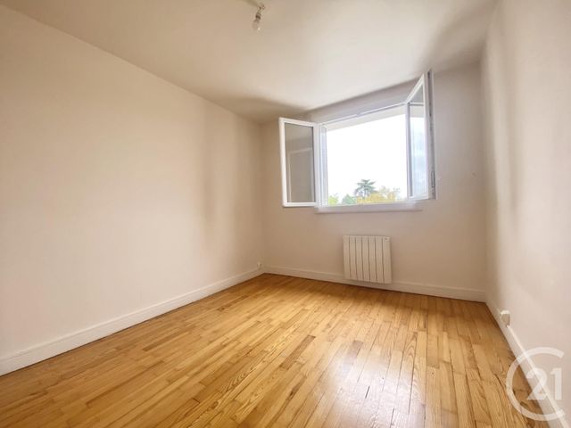 Appartement T3 à vendre - 3 pièces - 53.15 m2 - LES ABRETS EN DAUPHINE - 38 - RHONE-ALPES - Century 21 Arlaud Transaction