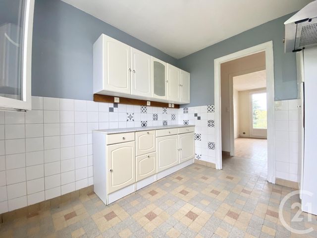 Appartement T3 à vendre - 3 pièces - 53.15 m2 - LES ABRETS EN DAUPHINE - 38 - RHONE-ALPES - Century 21 Arlaud Transaction